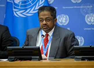 El Relator Especial de las Naciones Unidas sobre el derecho a una vivienda adecuada, Balakrishnan Rajagopal. Foto: UN Photo Loey Felipe