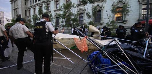 LH Actualiza: Campamento de STEG de Joviel Acevedo es desalojado por antimotines de la PNC