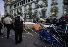 LH Actualiza: Campamento de STEG de Joviel Acevedo es desalojado por antimotines de la PNC LH Actualiza: Campamento de STEG de Joviel Acevedo es desalojado por antimotines de la PNC
