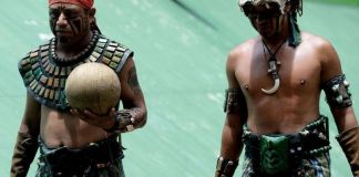 Jugadores de Pelota Maya. Foto La Hora: Ministerio de Cultura y Deporte