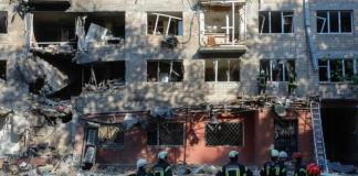 Kiev despierta entre explosiones y humo en medio de uno de los peores ataques rusos. Foto La Hora: EFE.