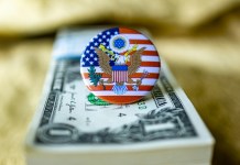 Visa, green card, formulario de viaje y otros documentos migratorios con impuestos en la era Trump Visa, green card, formulario de viaje y otros documentos migratorios con impuestos en la era Trump