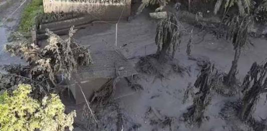 Escombros dejados por explosión de ausol en Ahuachapan, El Salvador. Foto La Hora: Redes Sociales