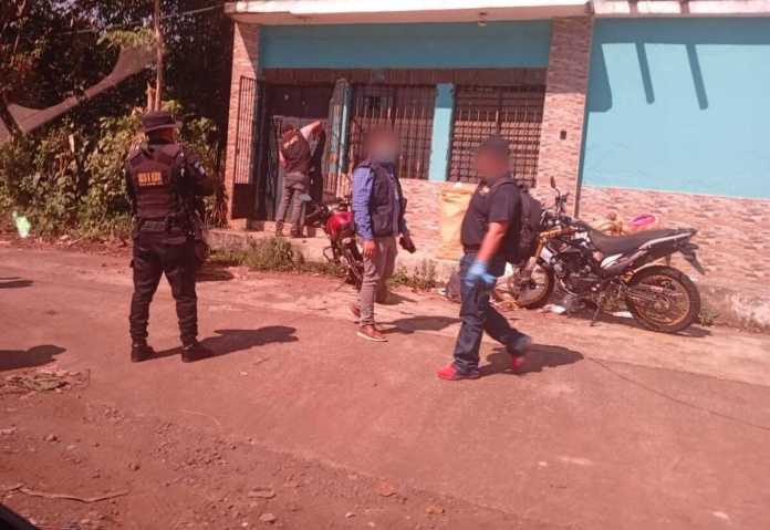 Autoridades de la PNC han dado a conocer sobre la captura de dos presuntos responsables de un ataque armado durante un velorio en Retalhuleu.