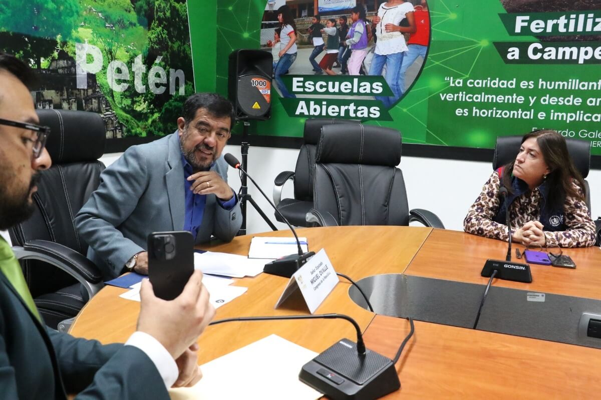 Cuatro bancadas realizan más de 5
