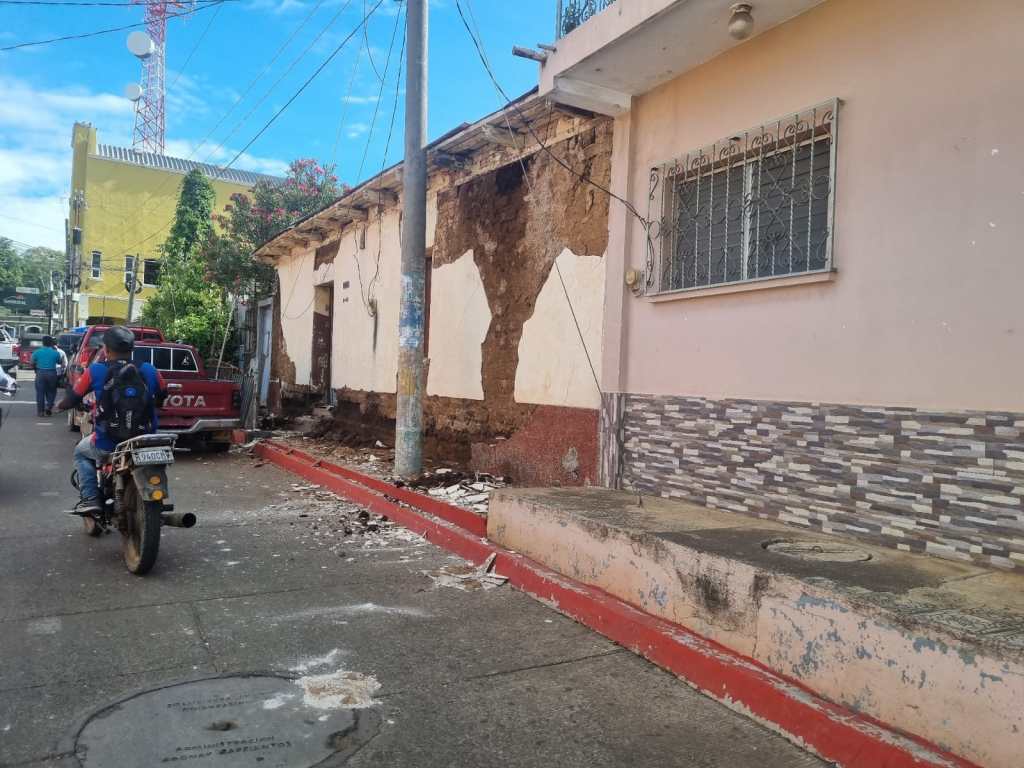 Medios locales reportan daños en Comapa derivado de los temblores de este martes 29 de julio. Foto La Hora: cortesía