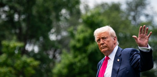 Trump dice que la inmigración ilegal es "una invasión que está matando a Europa".