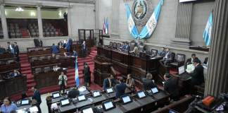 Los diputados no conocieron la iniciativa de ley para ampliar el pago del impuesto de Circulación de Vehículos Terrestres. Foto: La Hora / Fabricio Alonzo