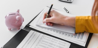 Construir un buen historial crediticio es una tarea que requiere tener disciplina, estar informado y tener responsabilidad. Foto: Freepik.