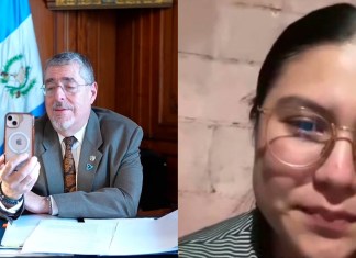 El presidente Bernardo Arévalo hizo una emotiva llamada para entregar la primera "Beca Nuestro Futuro" en Ingeniería Civil. Foto La Hora: Bernardo Arévalo