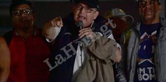 Integrantes del Sindicato de Trabajadores de la Educación de Guatemala (STEG) arremetieron contra periodistas de La Hora. Foto La Hora: Daniel Ramírez