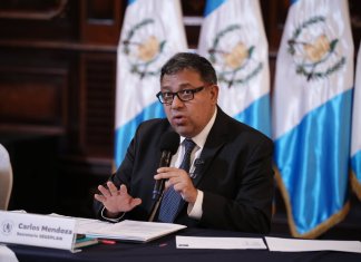 El titular de la Secretaría de Planificación y Programación de la Presidencia (Segeplan), Carlos Mendoza respondió a Rafael Curruchiche. Foto La Hora: Segeplan