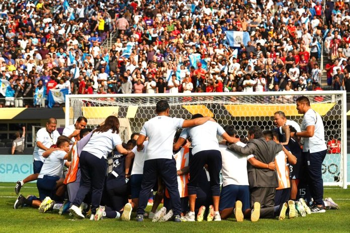El partido de la selección nacional de Guatemala contra Estados Unidos de la Copa Oro será transmitido desde la Plaza Obelisco. Foto La Hora: FFG
