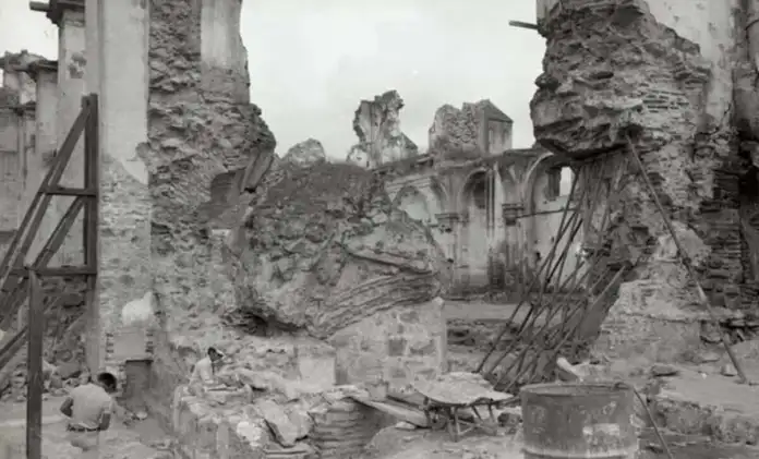 terremoto de santa marta Los escombros de los terremotos de Santa Marta trascendieron por más de 2 siglos en Antigua Guatemala. Foto La Hora: CNPAG