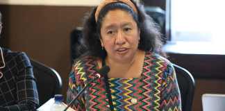 La viceministra de Desarrollo Social, Bertha Zapeta, en una citación en el Congreso de la República. Foto: Congreso de la República