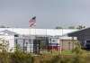 Trump recurre a cárceles locales para albergar migrantes ante alza del 49 % en detenciones