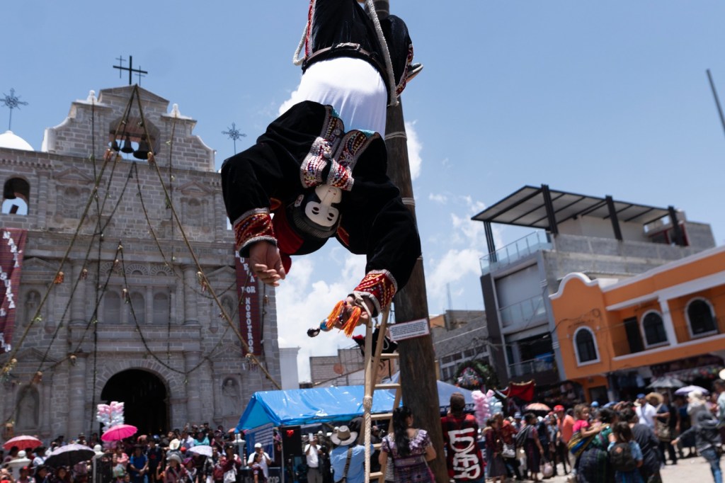 Palo volador. Foto La Hora: Fabricio Alonzo