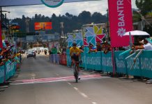 Jessica Parra durante la última etapa de la 23 Vuelta Femenina 2025.
