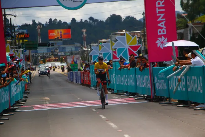created by Polish Jessica Parra durante la última etapa de la 23 Vuelta Femenina 2025.