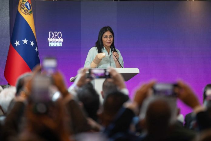 Fotografía de la vicepresidenta ejecutiva de Venezuela, Delcy Rodríguez. Foto La Hora: EFE