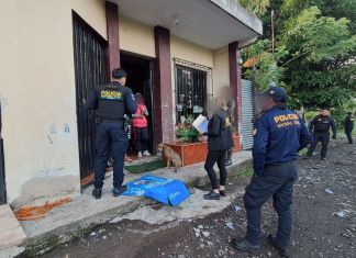 Allanamientos realizados contra banda criminal "Los Chipilines". Foto La Hora: PNC