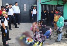 Ataque armado en Villa Nueva deja tres hombres fallecidos y una mujer herida. Foto La Hora: PNC