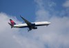 Archivo de un avión de Delta Airlines en Washington. Foto La Hora: AP