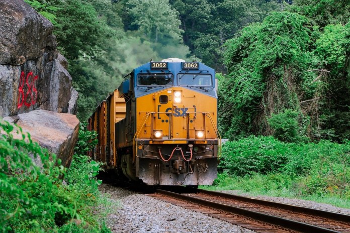 Autoridades inician diálogo con las comunidades en donde transitará el tren interoceánico