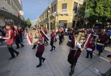 Desfile 15 de septiembre: bandas escolares, 127 establecimientos, rutas alternas y parqueos Bandas escolares en desfile. Foto La Hora: José Orozco