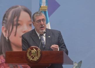 Presidente Bernardo Arévalo en conferencia de prensa