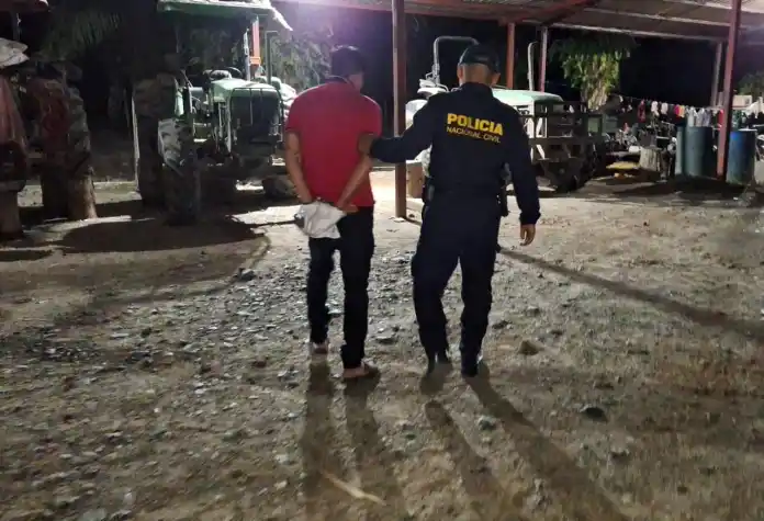 Capturan en Izabal a presunto responsable de ataque armado contra esposos Capturan en Izabal a presunto responsable de ataque armado contra esposos