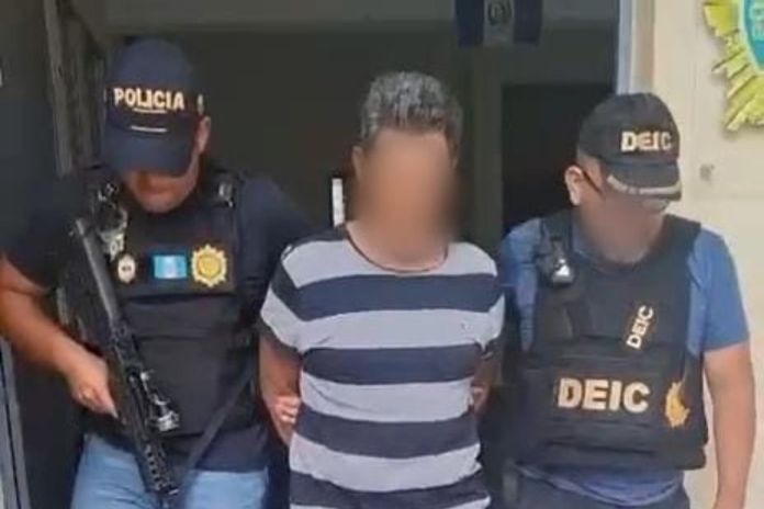 Extraditable capturado en Zacapa es sindicado por tres delitos en California. Foto La Hora: PNC