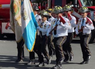 Desfile Bomberos