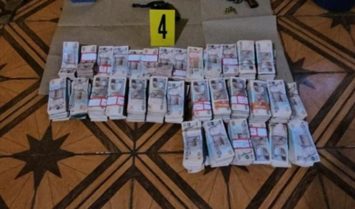 Incautan más de Q835 mil y capturan a dos personas durante allanamiento en Huehuetenango