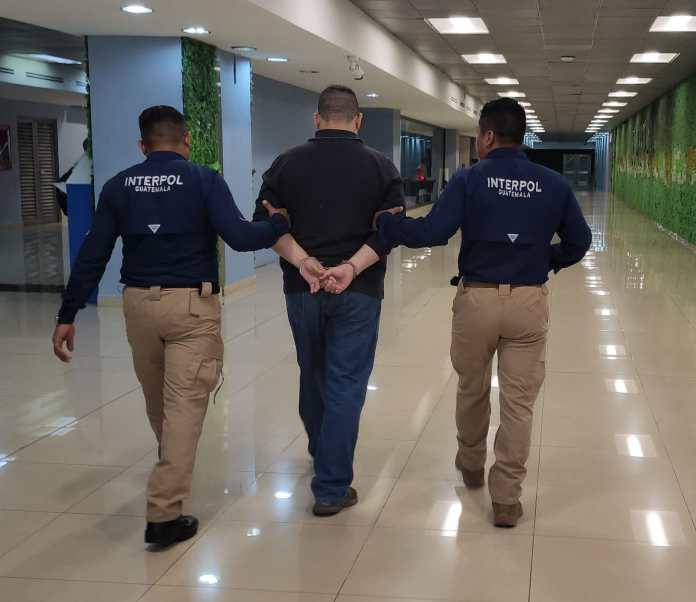 PNC recibe a extraditable guatemalteco capturado en Costa Rica