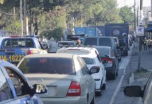Tráfico estará marcado por Carrera San Silvestre, compras de fin de año y útiles escolares factores que causaron serios inconvenientes en el tránsito de la Ciudad de Guatemala este jueves 2 de octubre. Foto La Hora: Archivo.