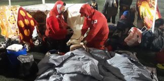 Elementos de la Cruz Roja de Guatemala brindado ayuda a personas afectas por sismos. Foto La Hora: Delegación de la UE de Guatemala