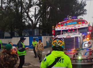 Emixtra consigna bus extraurbano por no portar tarjeta de circulación durante operativo en Mixco