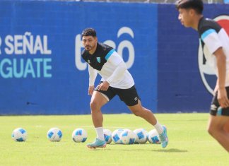 El Ministerio Público (MP) informó que busca individualizar a los posibles revendedores de boletos del partido Guatemala vs El Salvador. Foto La Hora: FFG