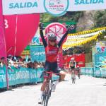 La colombiana Karen Villamizar se lleva la primera etapa de la Vuelta Femenina 2025. Foto La Hora: Federación de Ciclismo.