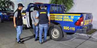 Capturan en Champerico a alias Greñas, presunto extorsionista con historial criminal y orden de captura por lavado de dinero