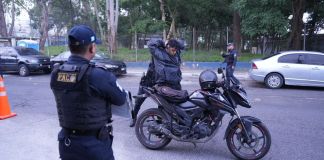 PNC realiza operativos en zona 18, zona 8 y bulevar San Rafael por presuntas alertas tras aislamiento de cabecillas de pandillas.