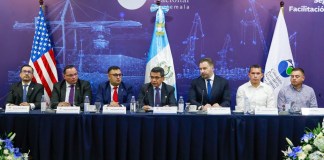 Gobierno recibe a la Guardiacostera de EE. UU. para inspección y evaluación de puertos del país.