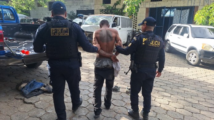 PNC captura a hondureño que asesino a una persona con machete en Chiquimula
