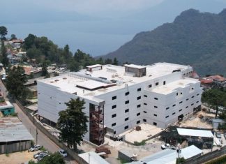 Hospital de Sololá se prevé su construcción finalicé en diciembre, afirma Bernardo Arévalo.
