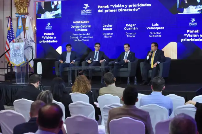 Los directores de la SiCom fijaron a inicios de este año, los objetivos de la institución. Foto: La Hora
