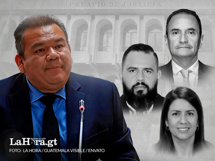 El juez Erick García y los magistrados de la Sala Tercera de Apelaciones. Diseño: La Hora / Alejandro Ramírez.