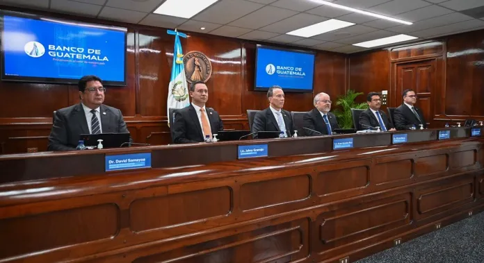 Junta Monetaria reduce Tasa de Interes Lider ante proyecciones de crecimiento Junta Monetaria reduce Tasa de Interés Líder ante proyecciones de crecimiento