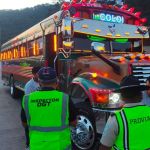Operativo de la DGT para supervisar autobuses extraurbanos. Foto La Hora: DGT