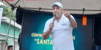 La multa millonaria y prisión que pide EE. UU. para el exalcalde que que dijo estar con la teta que tiene leche